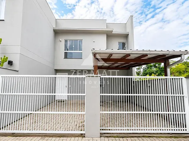 Sobrado com 76m² 2 quartos e 3 banheiros, à venda, no bairro Escola Agrícola em Blumenau
