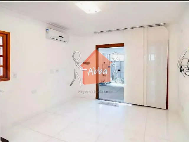 Sobrado 2 quartos e 3 banheiros, à venda ou para alugar, no bairro Chácara Santo Antônio (Zona Sul) em São Paulo
