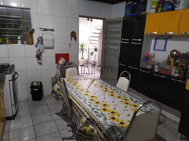 Sobrado 3 quartos e 5 banheiros, à venda, no bairro Alto da Boa Vista em Mogi das Cruzes
