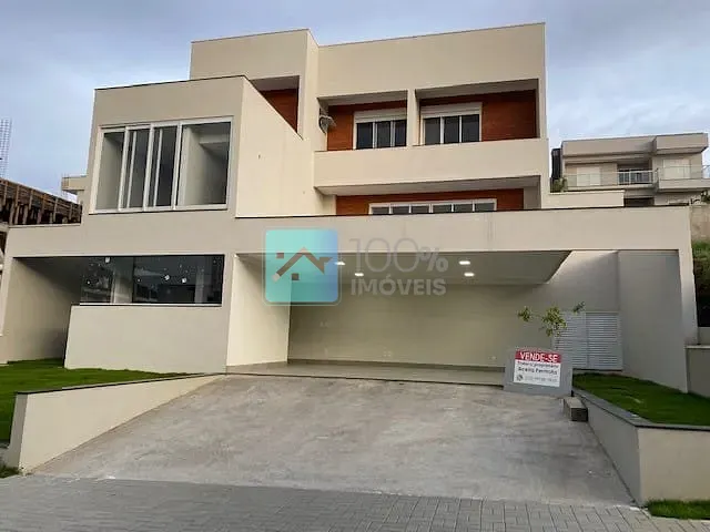 Sobrado com 450m² 3 quartos e 5 banheiros, à venda, no bairro Urbanova em São José dos Campos