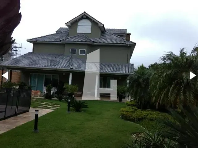 Sobrado com 1635m² 5 quartos e 6 banheiros, à venda, no bairro Roseira em Mairiporã