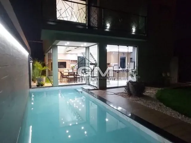 Sobrado com 320m² 3 quartos e 4 banheiros, à venda, no bairro Quintas de São José em Ribeirão Preto