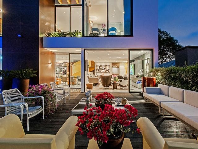 Casa com 685m² 3 quartos e 5 banheiros, à venda, no bairro Santo Inácio em Curitiba