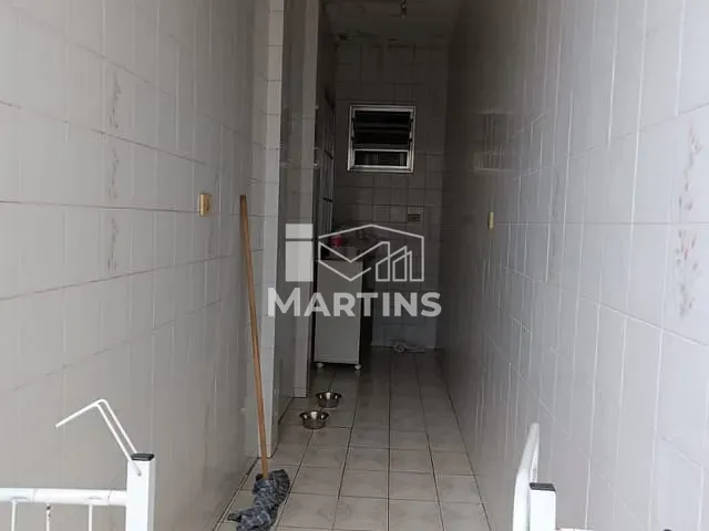 Sobrado 2 quartos e 1 banheiro, à venda, no bairro Parque Marabá em Taboão da Serra
