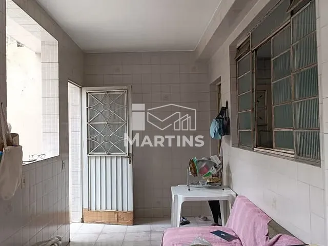 Sobrado 2 quartos e 1 banheiro, à venda, no bairro Parque Marabá em Taboão da Serra