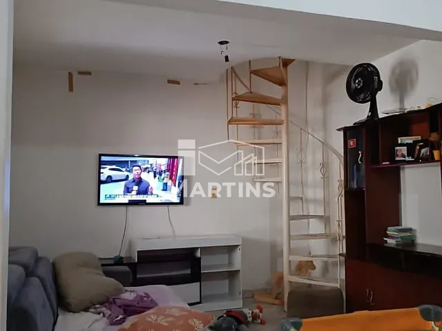 Sobrado 2 quartos e 1 banheiro, à venda, no bairro Parque Marabá em Taboão da Serra
