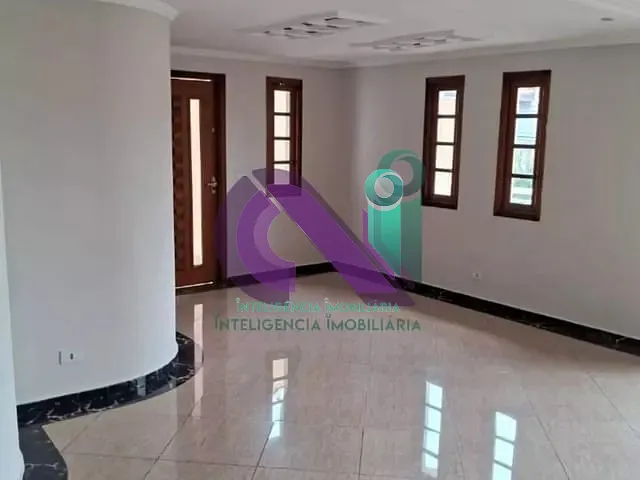 Sobrado com 200m² 4 quartos e 4 banheiros, à venda, no bairro Jaguaribe em Osasco