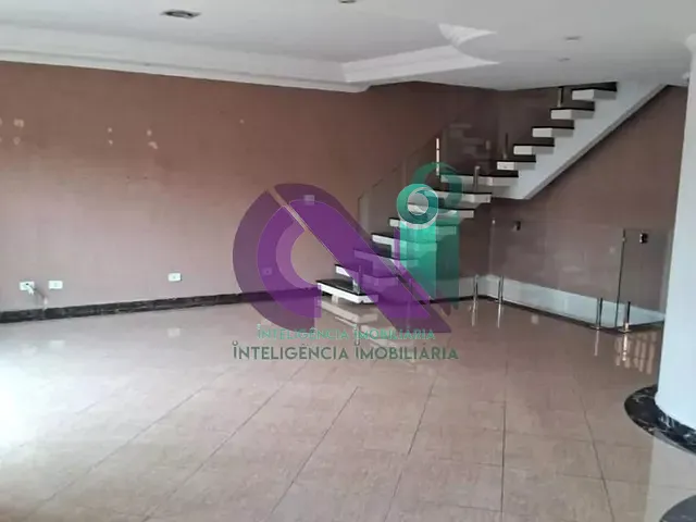 Sobrado com 200m² 4 quartos e 4 banheiros, à venda, no bairro Jaguaribe em Osasco