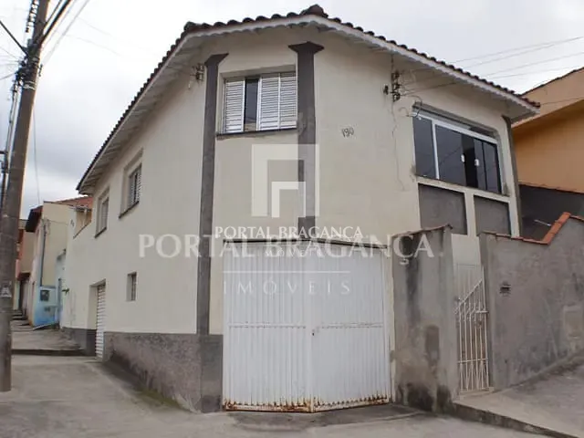 Sobrado com 170m² 2 quartos e 1 banheiro, à venda, no bairro Vila Mota em Bragança Paulista
