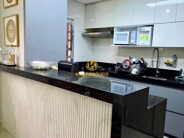 Sobrado com 200m² 4 quartos e 2 banheiros, à venda, no bairro Jardim Monções em Santo André