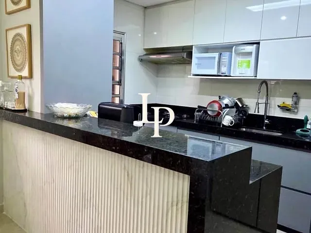 Sobrado com 200m² 4 quartos e 2 banheiros, à venda, no bairro Jardim Monções em Santo André