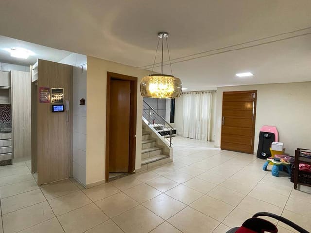 Foto do Sobrado - Sobrado à venda,  4 quartos 2 suítes   2 vagas Jardim Planalto, Goiânia, GO | Pinamar Imobiliária