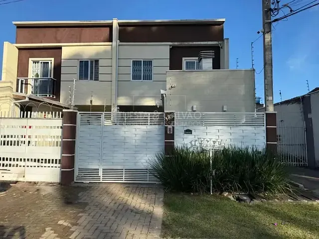 Sobrado com 96m² 3 quartos e 2 banheiros, à venda, no bairro Alto Boqueirão em Curitiba