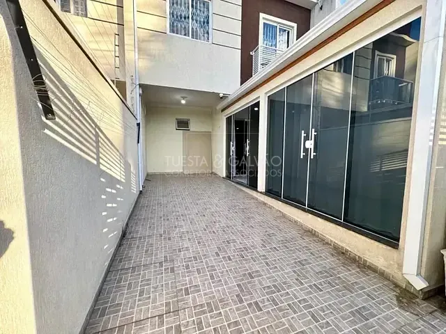 Sobrado com 96m² 3 quartos e 2 banheiros, à venda, no bairro Alto Boqueirão em Curitiba