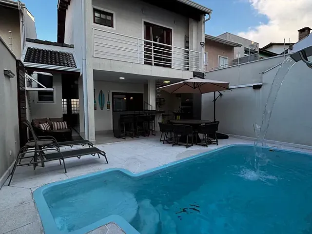 Sobrado 3 quartos e 4 banheiros, à venda, no bairro Jardim Nathalie em Mogi das Cruzes