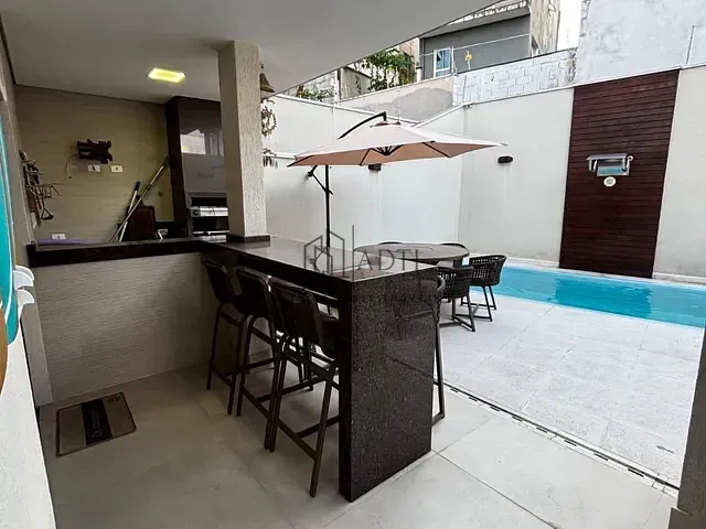 Sobrado 3 quartos e 4 banheiros, à venda, no bairro Jardim Nathalie em Mogi das Cruzes