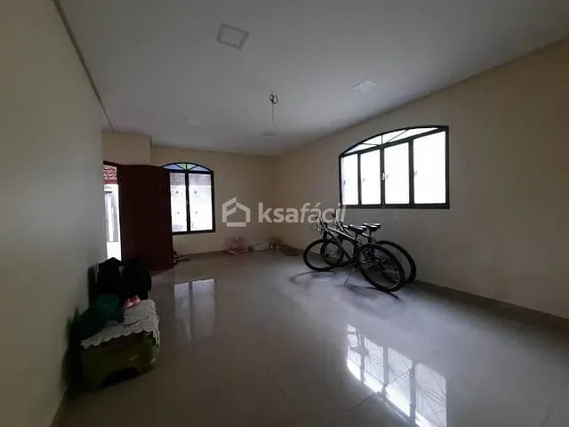 Sobrado com 300m² 6 quartos e 4 banheiros, à venda, no bairro Vila Alba em Campo Grande