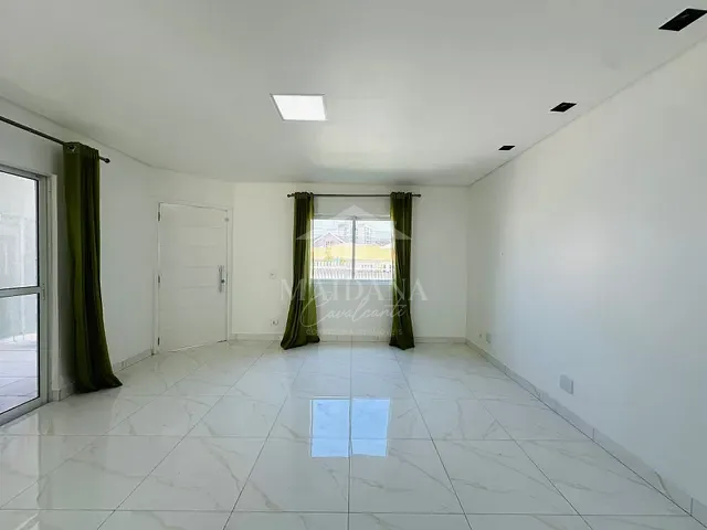 Sobrado com 416m² 3 quartos e 2 banheiros, à venda, no bairro Alto Tarumã em Pinhais