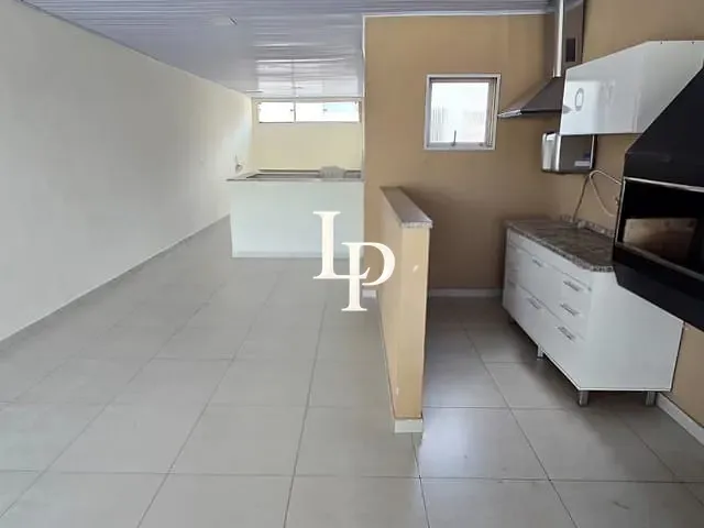 Sobrado com 274m² 3 quartos e 4 banheiros, à venda ou para alugar, no bairro Olímpico em São Caetano do Sul