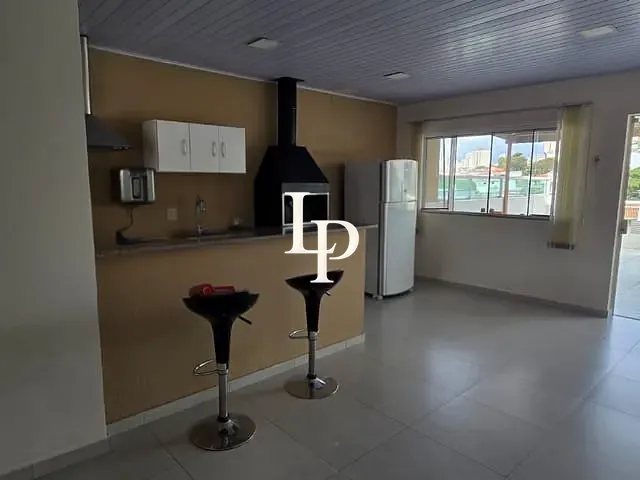 Sobrado com 274m² 3 quartos e 4 banheiros, à venda ou para alugar, no bairro Olímpico em São Caetano do Sul