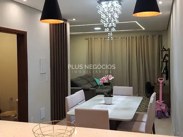 Sobrado com 150m² 3 quartos e 4 banheiros, à venda, no bairro Horto Florestal em Sorocaba