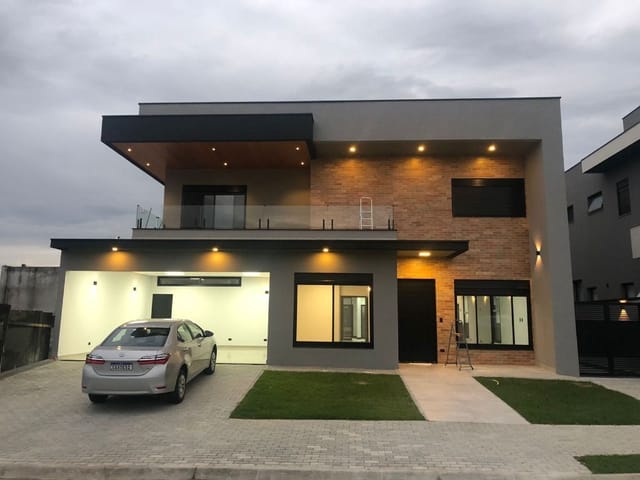 Foto do Sobrado - Sobrado com 4 dormitórios à venda, 400 m² por R$ 2.490.000,00 - Condomínio Residencial Monte Carlo - São José dos Campos/SP | RUSSI IMÓVEIS