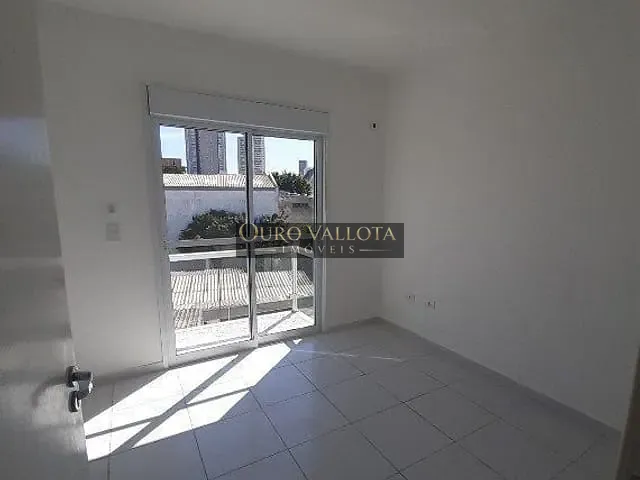Sobrado com 80m², para alugar, no bairro Vila Bertioga em São Paulo