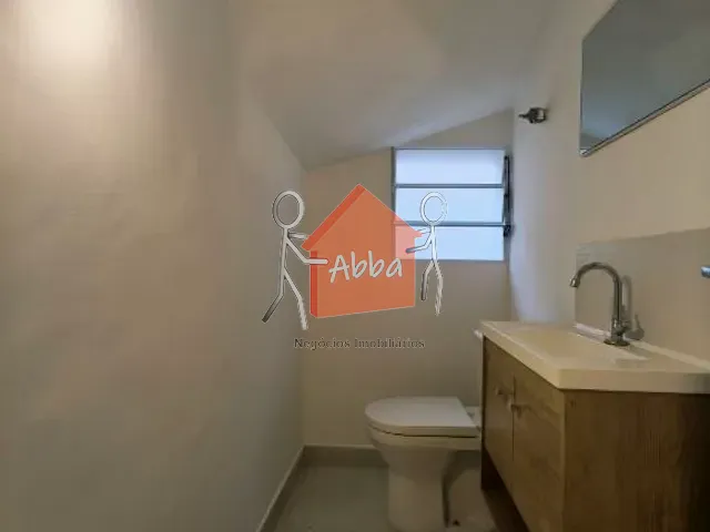 Sobrado 3 quartos e 4 banheiros, à venda ou para alugar, no bairro Vila São Francisco (Zona Sul) em São Paulo