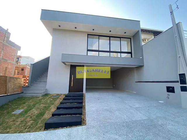 Sobrado com 250m² 3 quartos e 4 banheiros, à venda, no bairro Engordadouro em Jundiaí