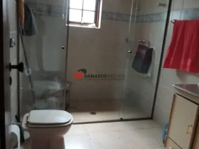 Sobrado com 168m² 3 quartos e 2 banheiros, à venda ou para alugar, no bairro Vila Palmares em Santo André