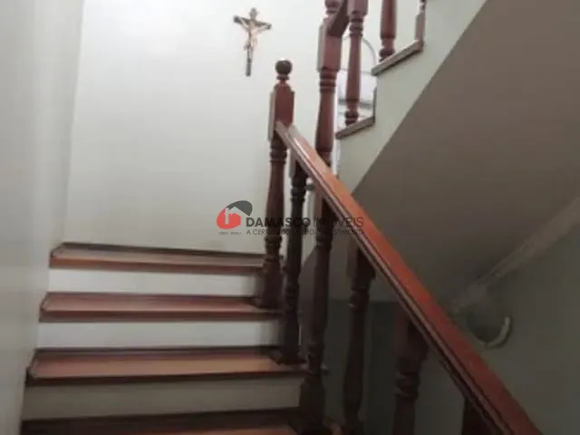 Sobrado com 168m² 3 quartos e 2 banheiros, à venda ou para alugar, no bairro Vila Palmares em Santo André