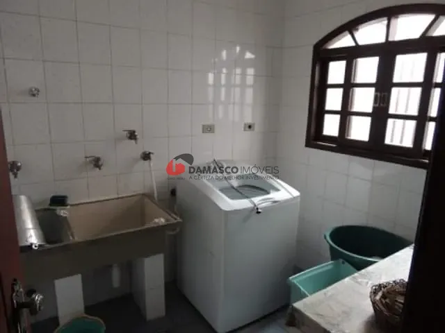 Sobrado com 168m² 3 quartos e 2 banheiros, à venda ou para alugar, no bairro Vila Palmares em Santo André