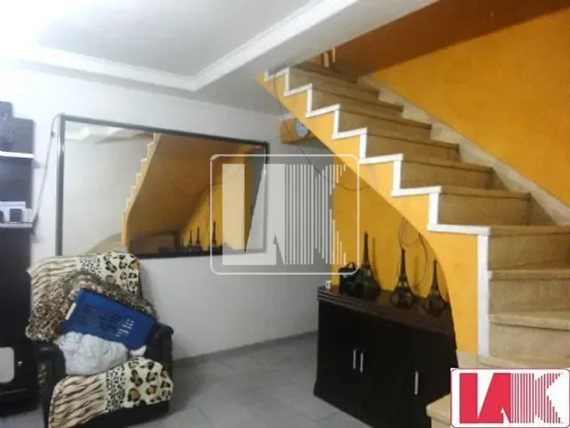Sobrado com 128m² 2 quartos e 2 banheiros, à venda, no bairro Vila Palmares em Santo André