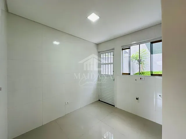 Sobrado com 113m² 2 quartos e 2 banheiros, à venda, no bairro Alto Boqueirão em Curitiba