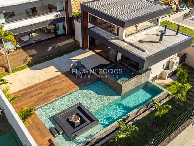 Casa com 1024m² 3 quartos e 6 banheiros, à venda, no bairro Jardim Residencial Saint Patrick em Sorocaba