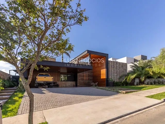 Casa com 1024m² 3 quartos e 6 banheiros, à venda, no bairro Jardim Residencial Saint Patrick em Sorocaba