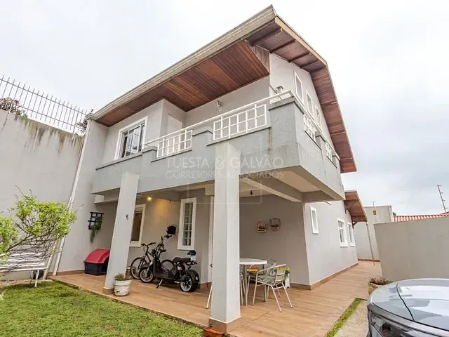Sobrado com 200m² 3 quartos e 2 banheiros, à venda, no bairro Abranches em Curitiba