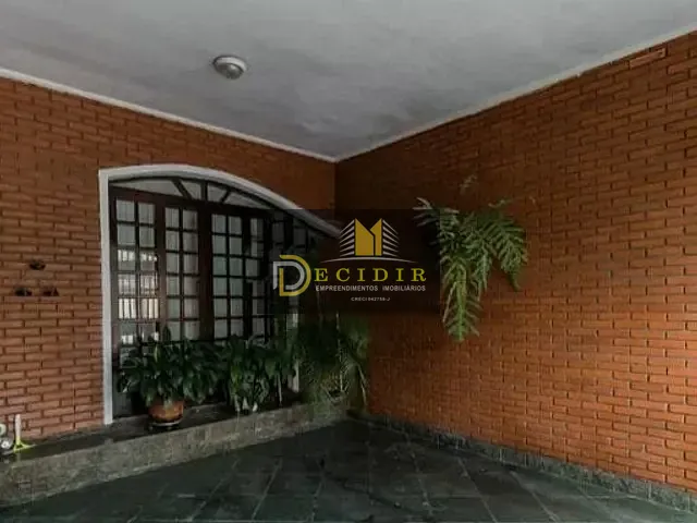 Sobrado com 195m² 4 quartos e 3 banheiros, à venda, no bairro Chácara Cruzeiro do Sul em São Paulo