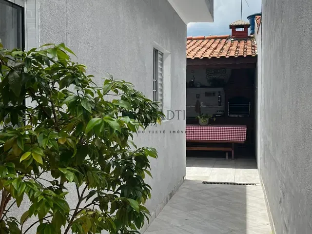 Sobrado com 150m² 4 quartos e 3 banheiros, à venda, no bairro Parque Maria Helena em Suzano