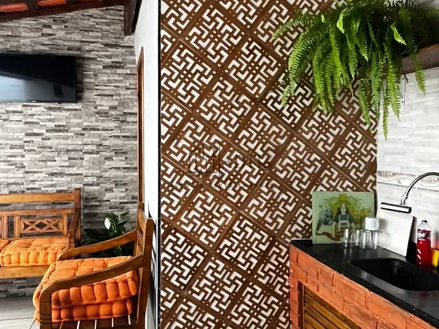Sobrado com 150m² 4 quartos e 3 banheiros, à venda, no bairro Parque Maria Helena em Suzano