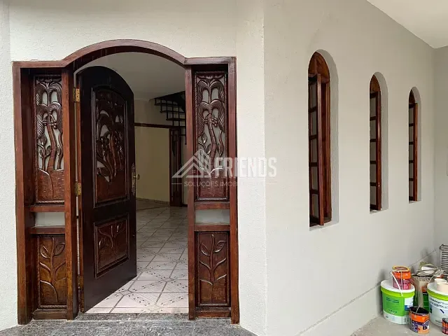 Sobrado com 250m² 3 quartos e 2 banheiros, à venda ou para alugar, no bairro Penha de França em São Paulo