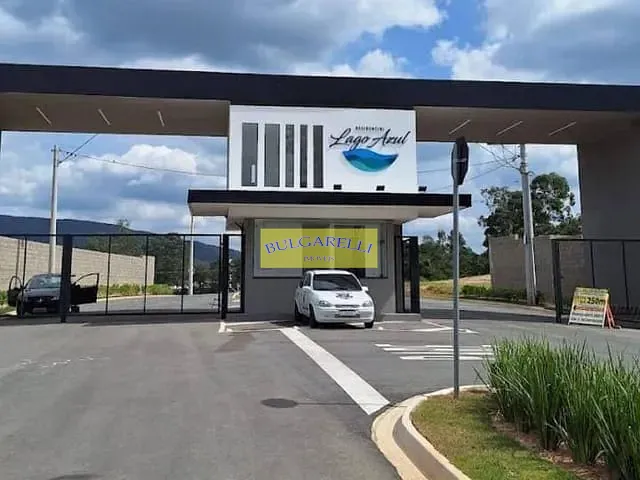 Sobrado com 250m² 3 quartos e 4 banheiros, à venda, no bairro Gramadão em Jundiaí