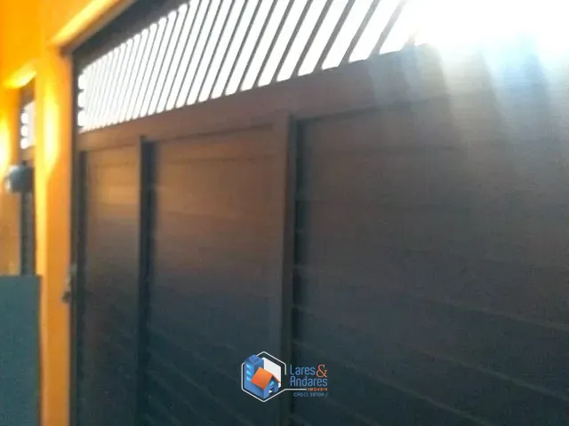 Sobrado com 331m² 3 quartos e 2 banheiros, à venda, no bairro Conjunto Residencial Jardim Canaã em São Paulo