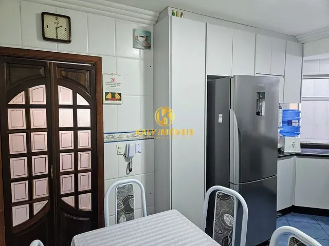 Sobrado com 185m² 3 quartos e 5 banheiros, à venda, no bairro Olímpico em São Caetano do Sul