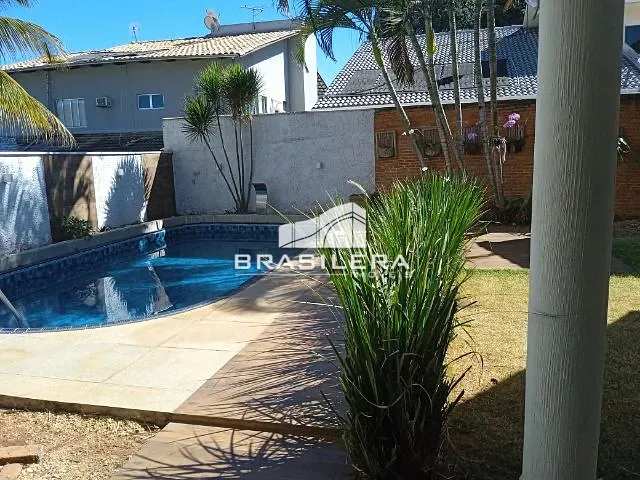 Sobrado com 456m² 5 quartos e 4 banheiros, à venda, no bairro Jardins Madri em Rua Madri 4
