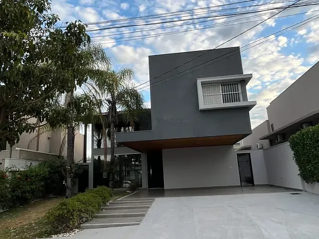 Sobrado com 435m² 3 quartos e 4 banheiros, à venda, no bairro Residencial Damha II em Campo Grande