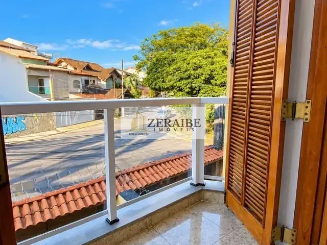 Sobrado 3 quartos e 3 banheiros, à venda, no bairro Jardim Santa Clara em Guarulhos
