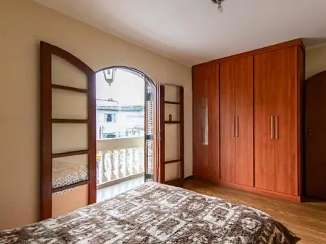 Sobrado 3 quartos e 2 banheiros, à venda, no bairro Jardim Cristiane em Santo André
