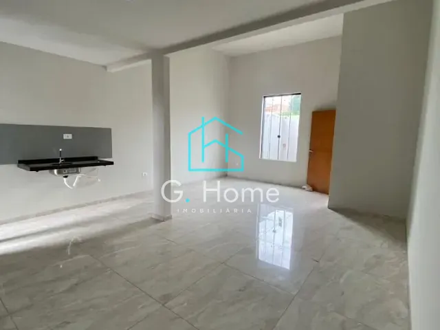 Sobrado com 125m² 3 quartos e 2 banheiros, à venda, no bairro Colinas em Londrina