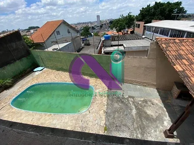 Sobrado com 500m² 5 quartos e 2 banheiros, à venda, no bairro km 18 em Osasco